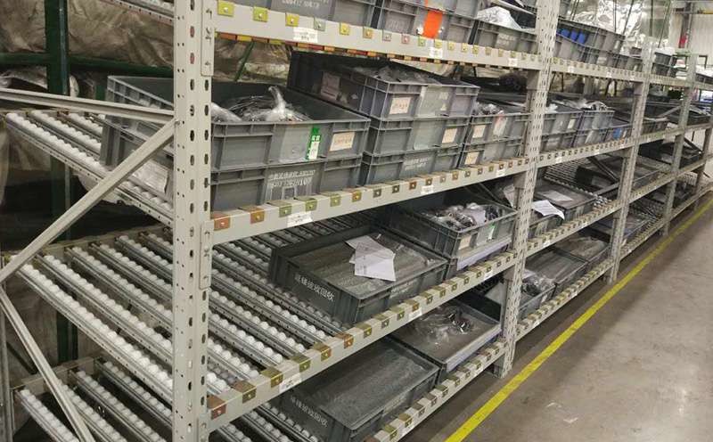Height 1800mm Roller Racking Shelving ODM Gravity Flow Racking System