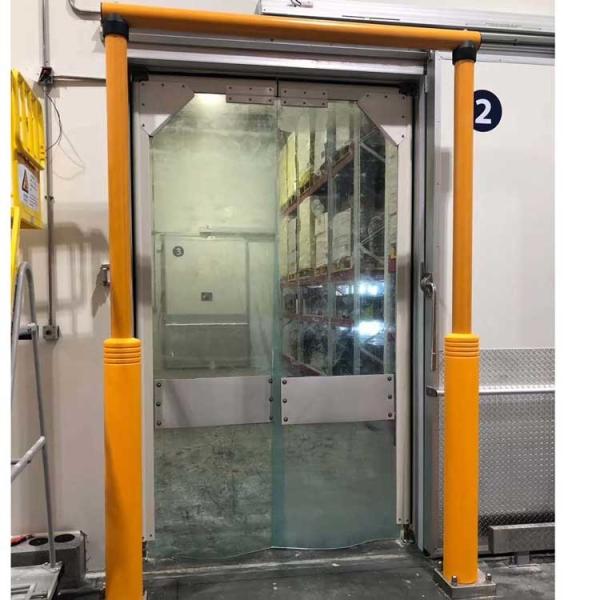 Slaughter House Swinging Traffic Door 2100mm PVC Plastic Swing Door 7mm