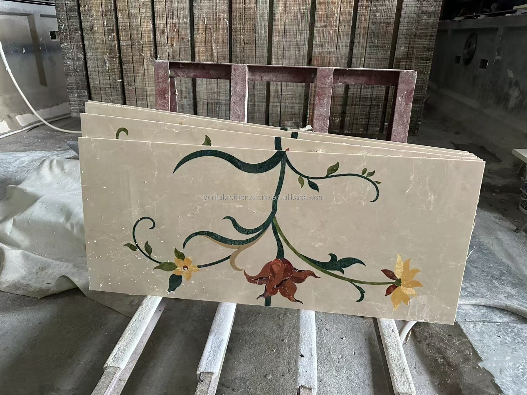 Natural Stone Staircase Essential Luxury Anti-Slip Marble Treads with Waterjet Design