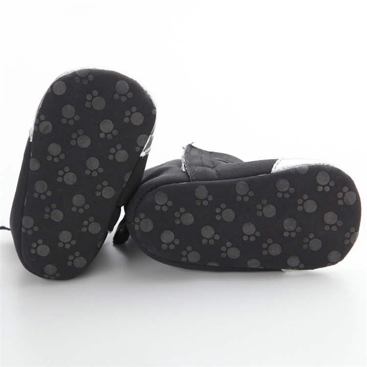 Free sample PU Leather fashion gold 0-2 years anti-slip baby boots