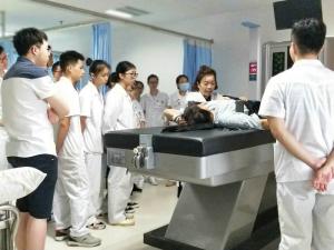 Quality Rehabilitation 150kg Non Surgical Spinal Decompression Machine wholesale