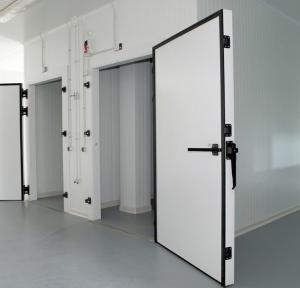 Quality 50cbm 15tons Insulated Doors Cold Room With Energy Saving wholesale
