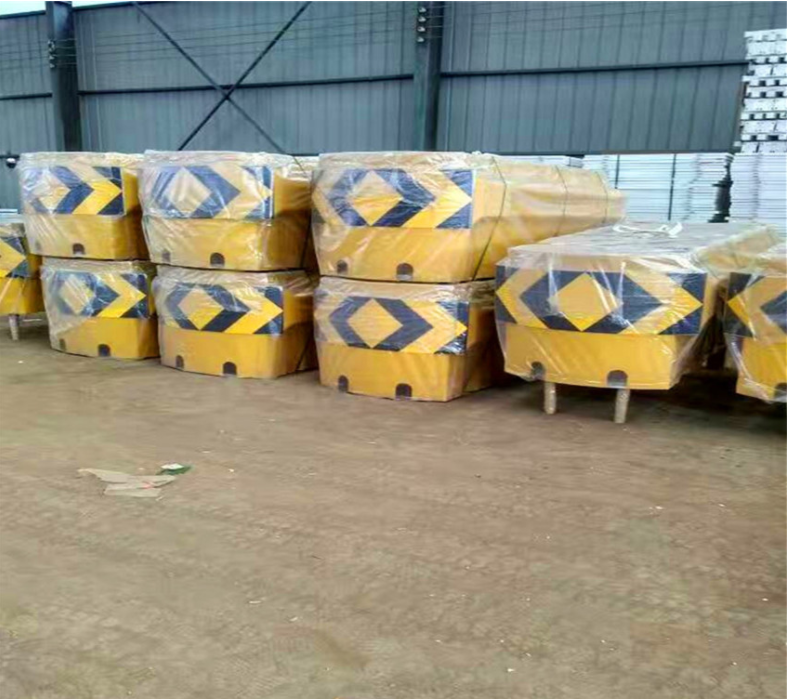 Roadway Safety Barrier Galvanized And Powder Coated Guardrails For Highways