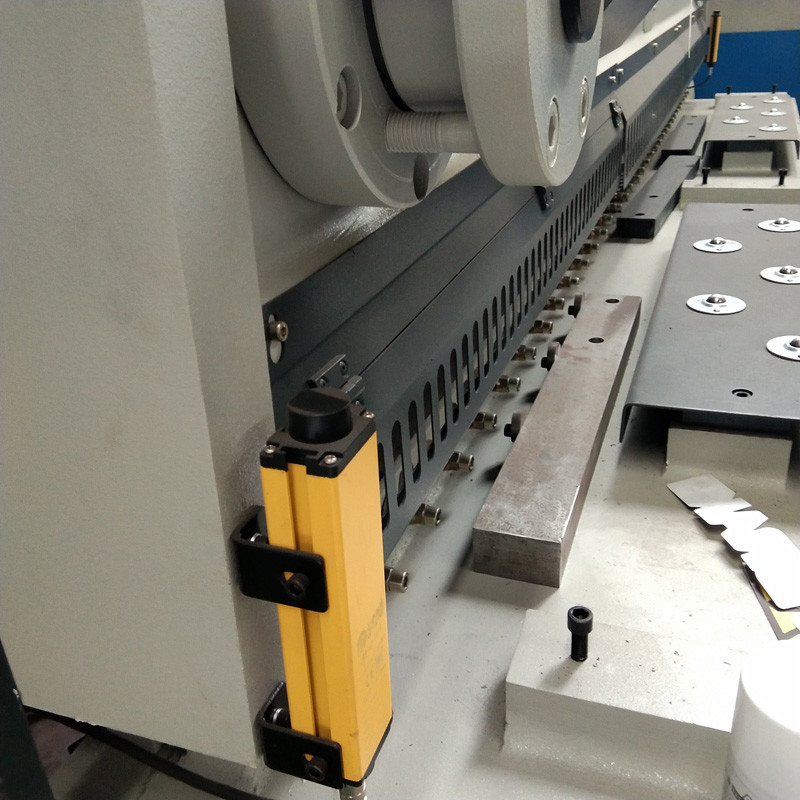Programmable Hydraulic Guillotine Cutters QC11K 10*3200MM