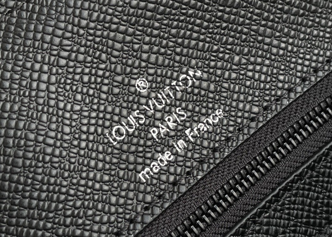 Black Mens Cross Pattern Genunie Cowhide Leather Handbag For Shopping