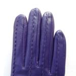 leather gloves in europe