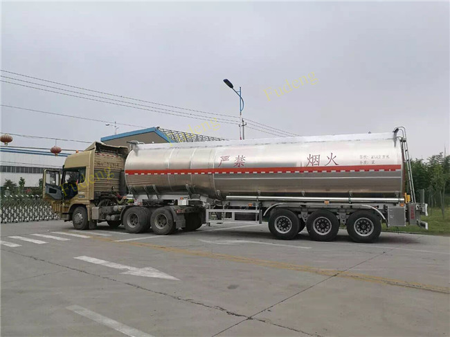 55CBM Three Axles Fuel Tanker Semi Trailer Aluminum alloy / Carbon Steel Body