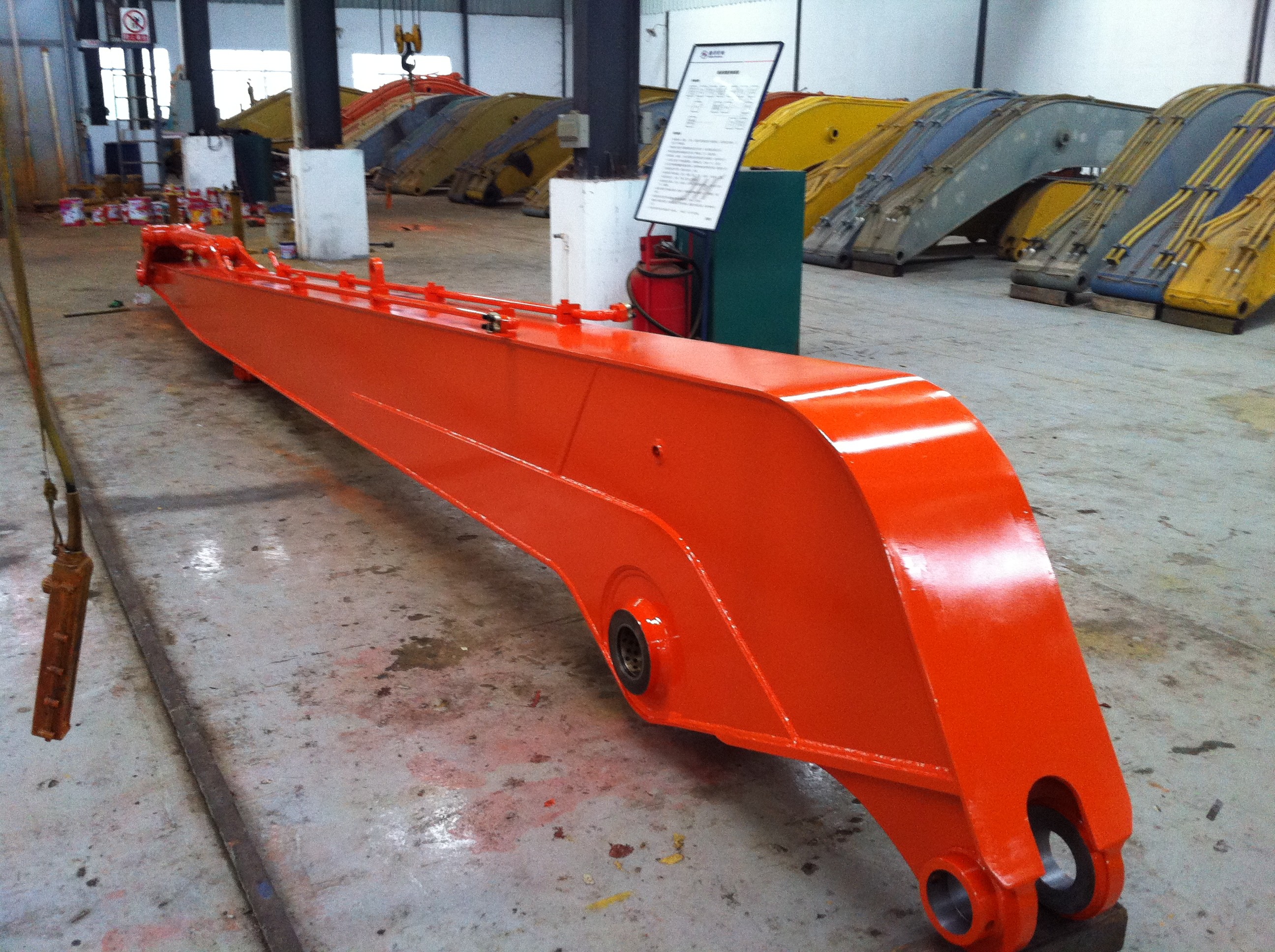 Doosan DH215,DX380 20M extended boom and arm excavator with Q550 Materia for long distance digging and dredging river