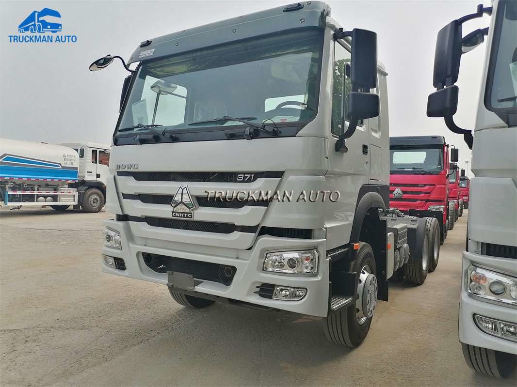 SINOTRUK HOWO 371HP Trailer Truck Head With 315/80R22.5 Tire
