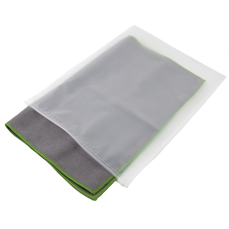 Sealing Handle Zipper Top Frosted Plastic Bag for Eco-Friendly Fabric Clothing Packaging