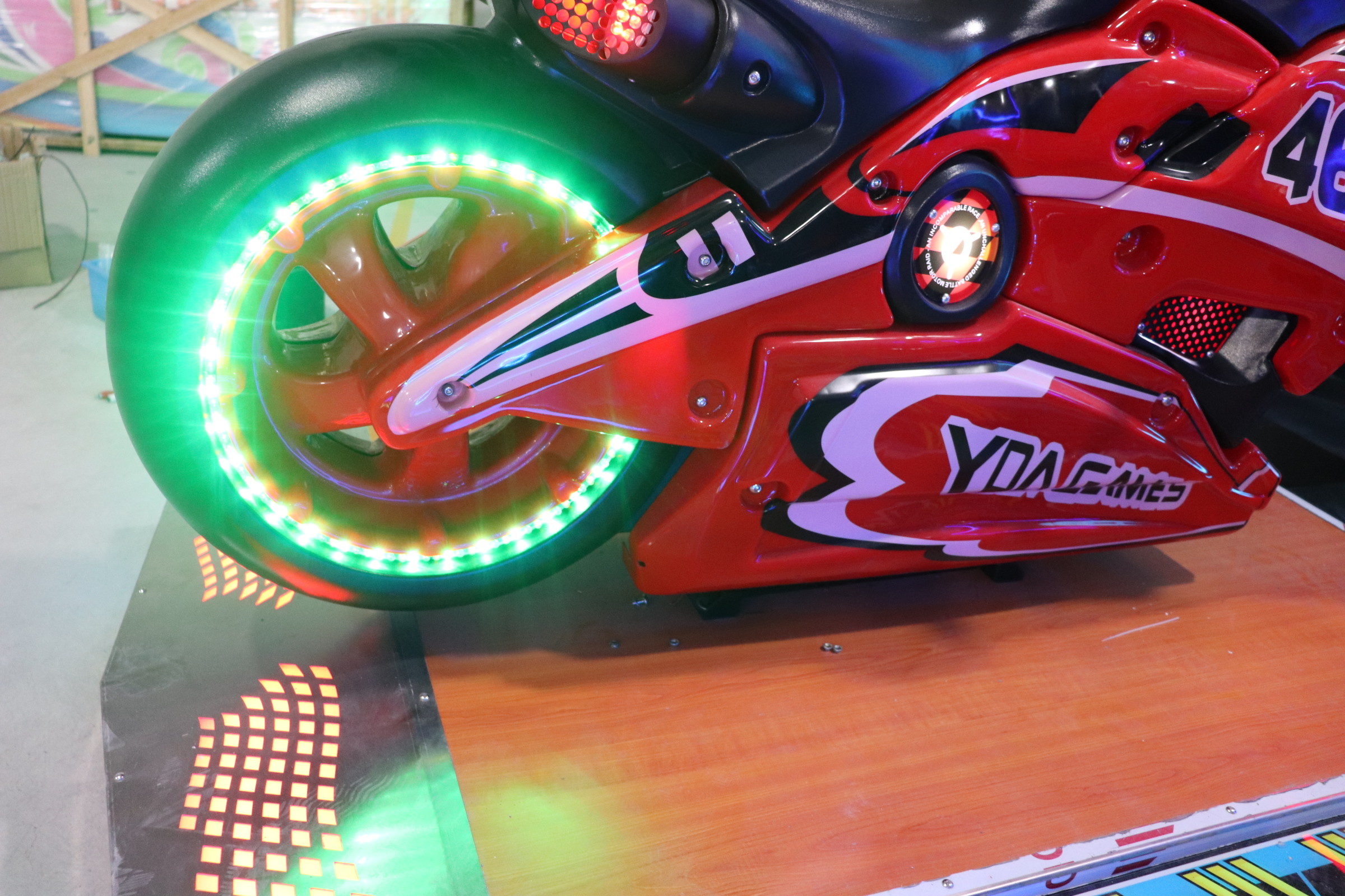 Super Motor Bike Racing Arcade Machine D2400 * W2450 * H2500mm Size 300W Power