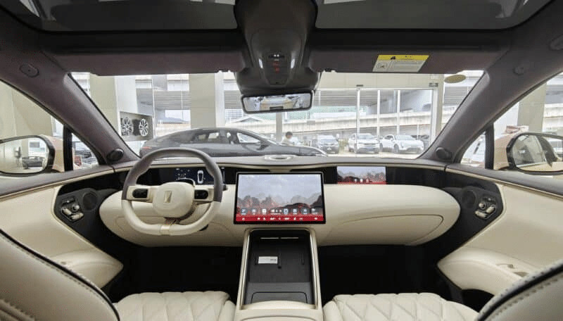 2025 AVATR 12 is a high-end electric sedan in China. It has two modes: Ev and Erev