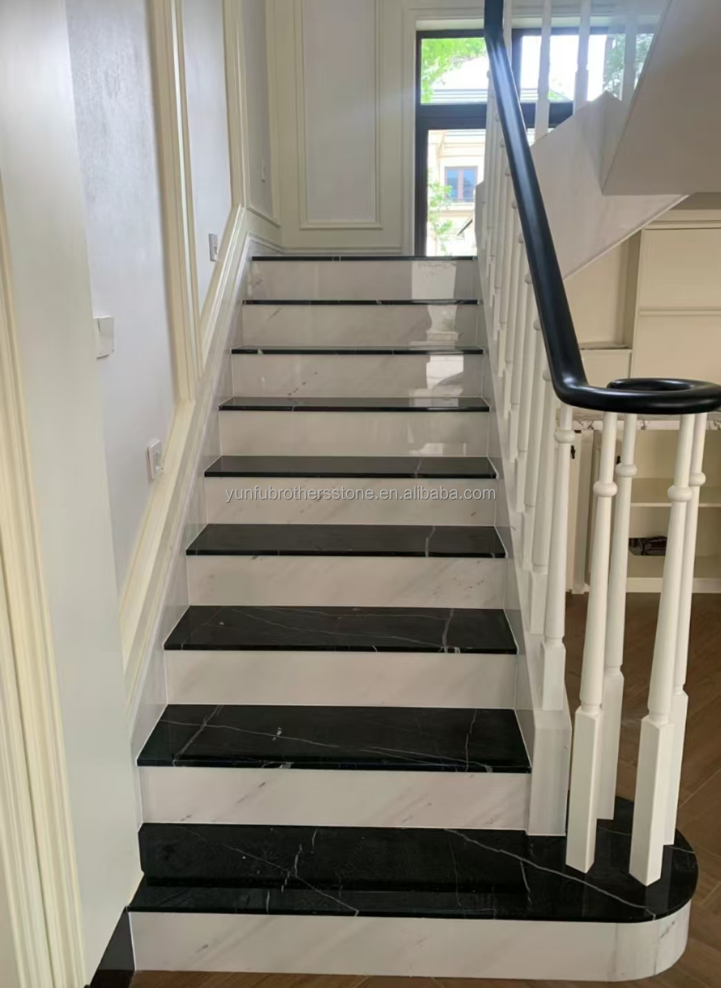 Modern Design Hotel Nero Marquina Big Slab Zimbabwe Black Marble Floors and Stairs