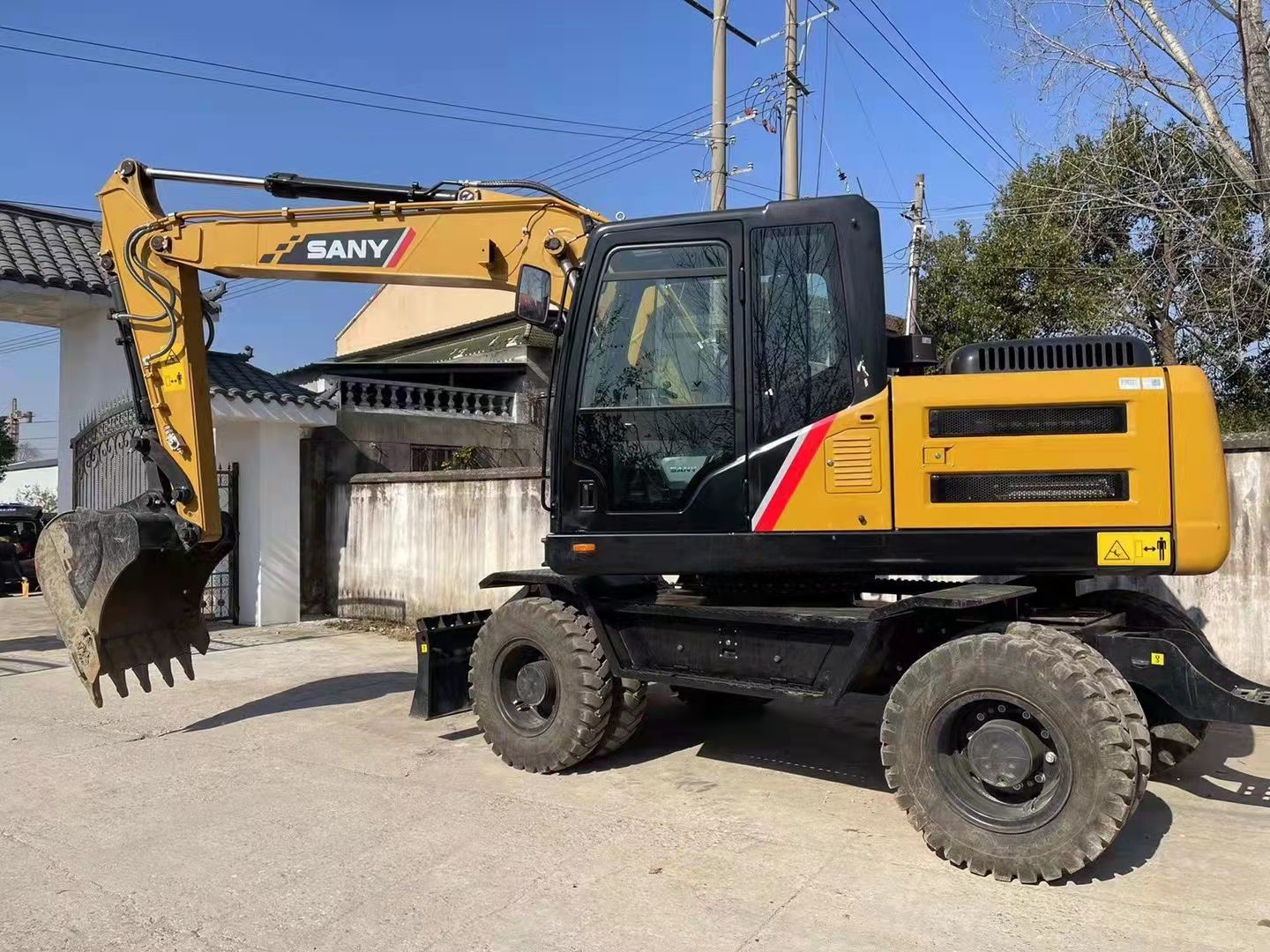 Ready To Work Chinese Original SANY SY155W Used Wheel Excavator TCD4.1 L4 Engine type
