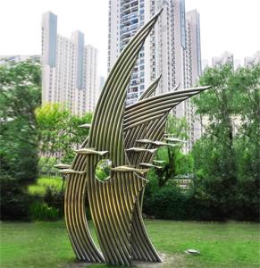 Quality Decorative Outdoor Abstract Metal Garden Sculptures polished For Lawn Ornaments wholesale