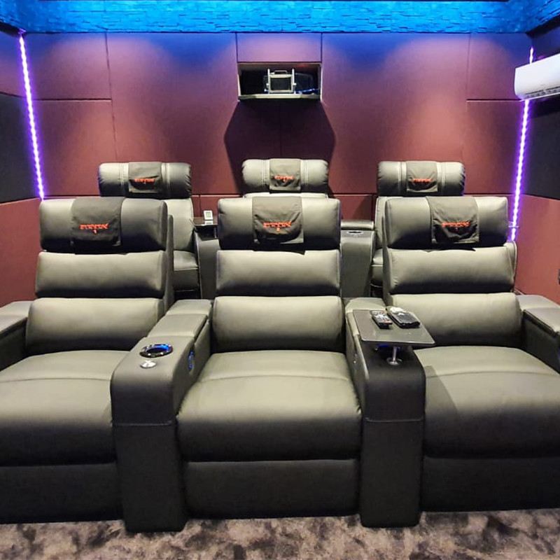 Customized 580mm 3 Seat Electric Modern Recliner Chair