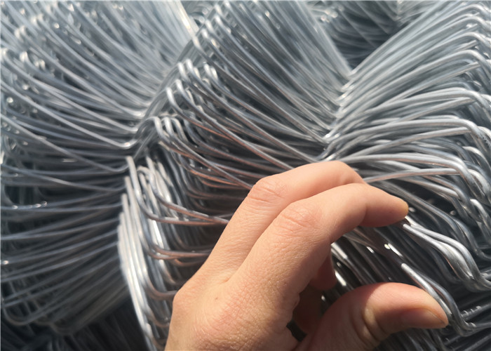 Green PVC Coated Galvanized Chain Link Fence 11.5 Gauge For Farm Garden