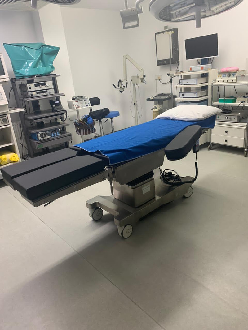 Medical Equipment electric surgical ot operating room table portable c arm orthopedic operation room table with good price