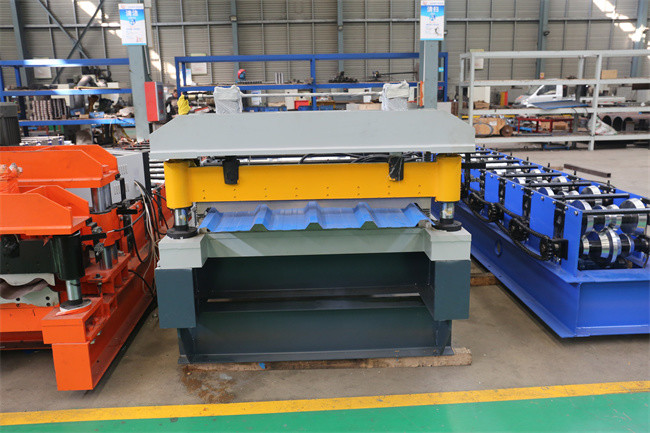 High speed zinc roofing roll forming machine trapezoidal sheet making machine