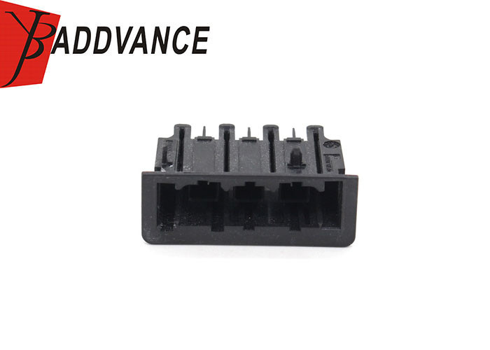 2333989-1 Black Male Auto Electrical Wire Harness Connector Housing 6 Pin