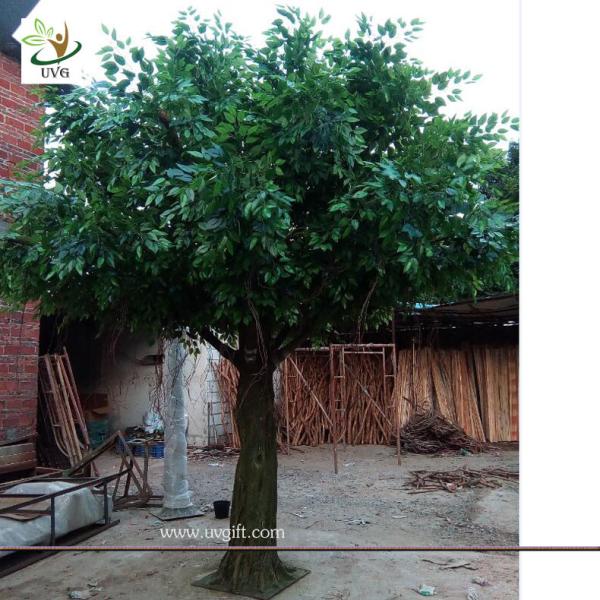 UVG indoor and outdoor walkway decoration realistic banyan artificial tree sale
