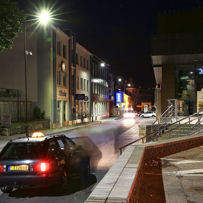 IP66 High Power LED Street Light For Outdoor Pathway Bulit In Power Off Protecter