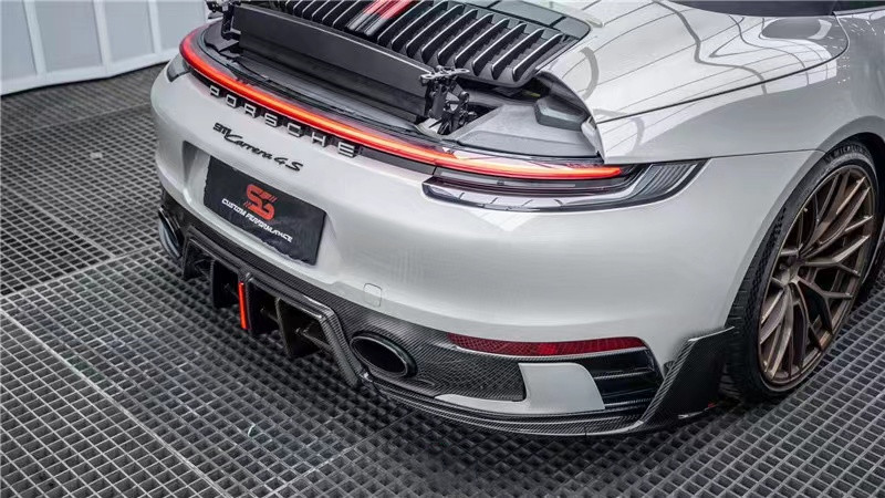 For Porsche 992s Carbon Fiber Body Kit 992s AE Style Dry Carbon Fiber Front Lip Diffuser Spoiler Side Skirt