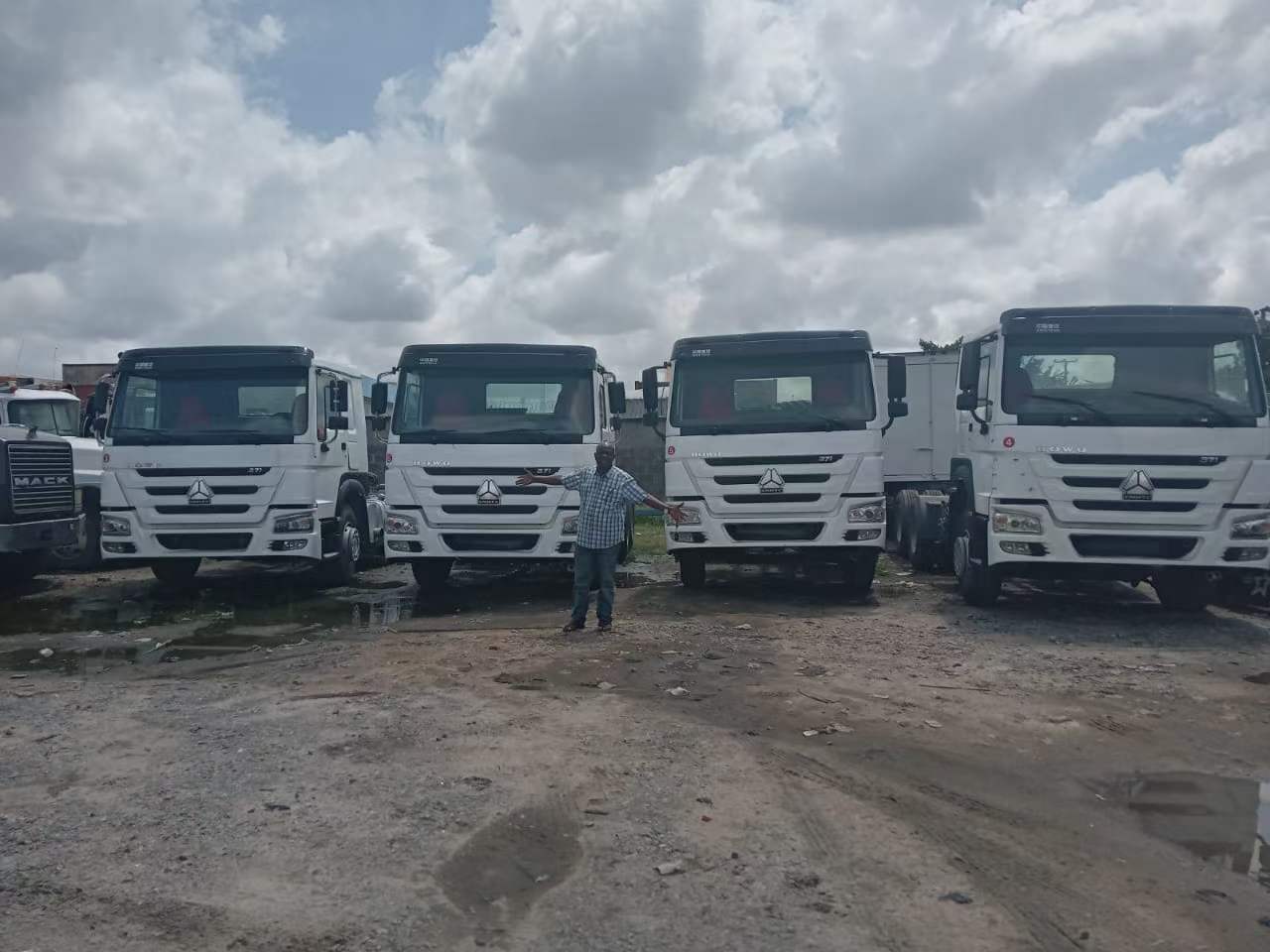 Fuel Diesel Dump Truck with Maximum Torque of 1000-1500Nm