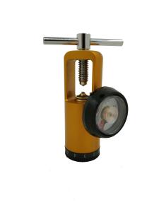 Quality Medical Oxygen Pressure Regulator Click Style Aluminum Body With Brass Core wholesale
