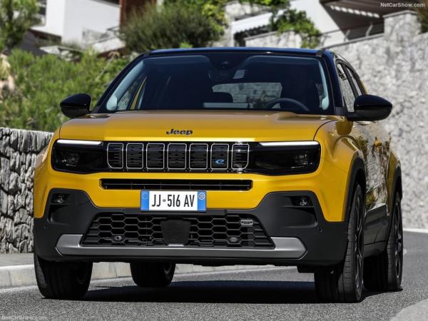 Small Compact Family Focused All Electric Crossover SUV Jeep Avenger With