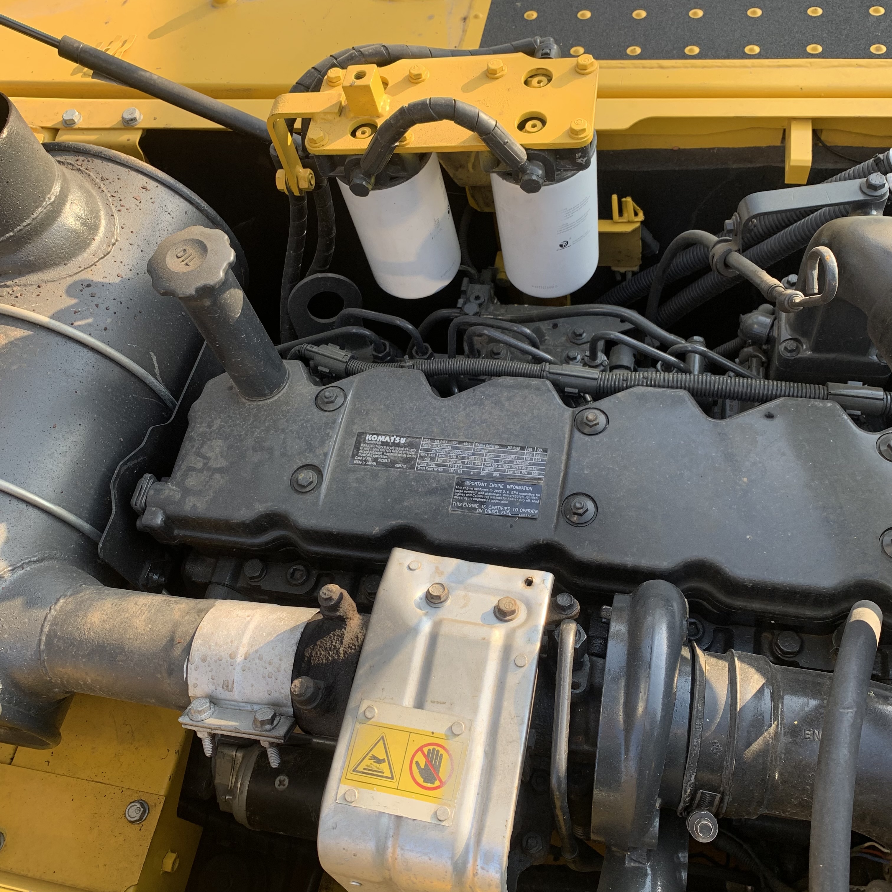 used excavators komatsu pc 210 used consutrution engineering digging excavator 21ton medium sized excavators for sale