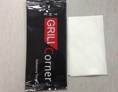Disposable single packed customized spunlace nonwoven single wet tissue