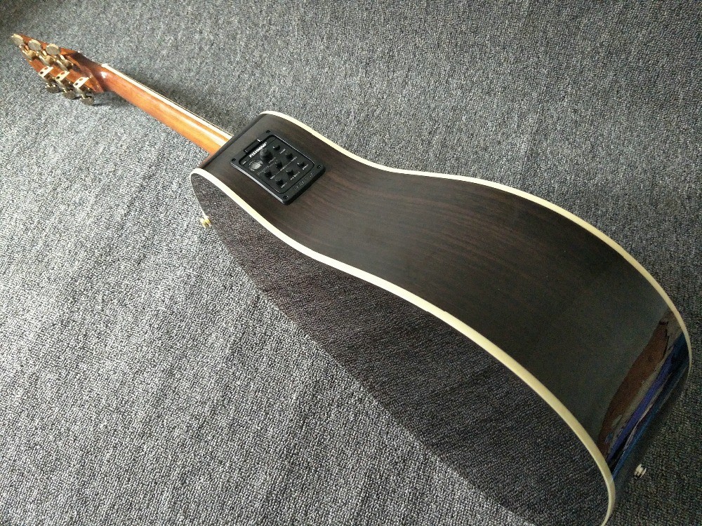 Guitar Factory Customization Acoustic Guitar Vintage Top AAA Sitka Solid Spruce Body Guitar with Fishman pickups