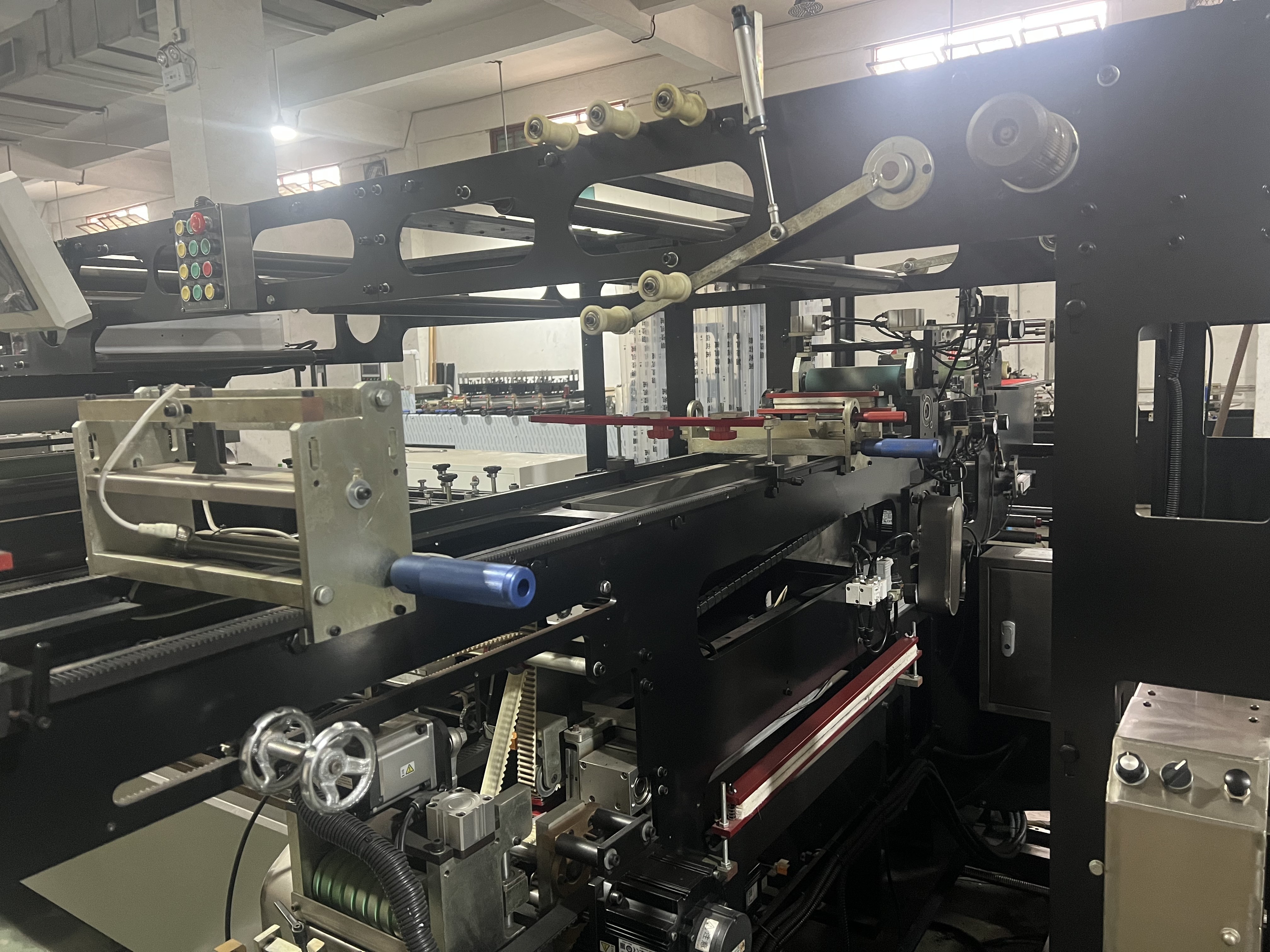 30-100pcs/Min Flat Bottom Pouch Making Machine Plastic Bag Making Machine