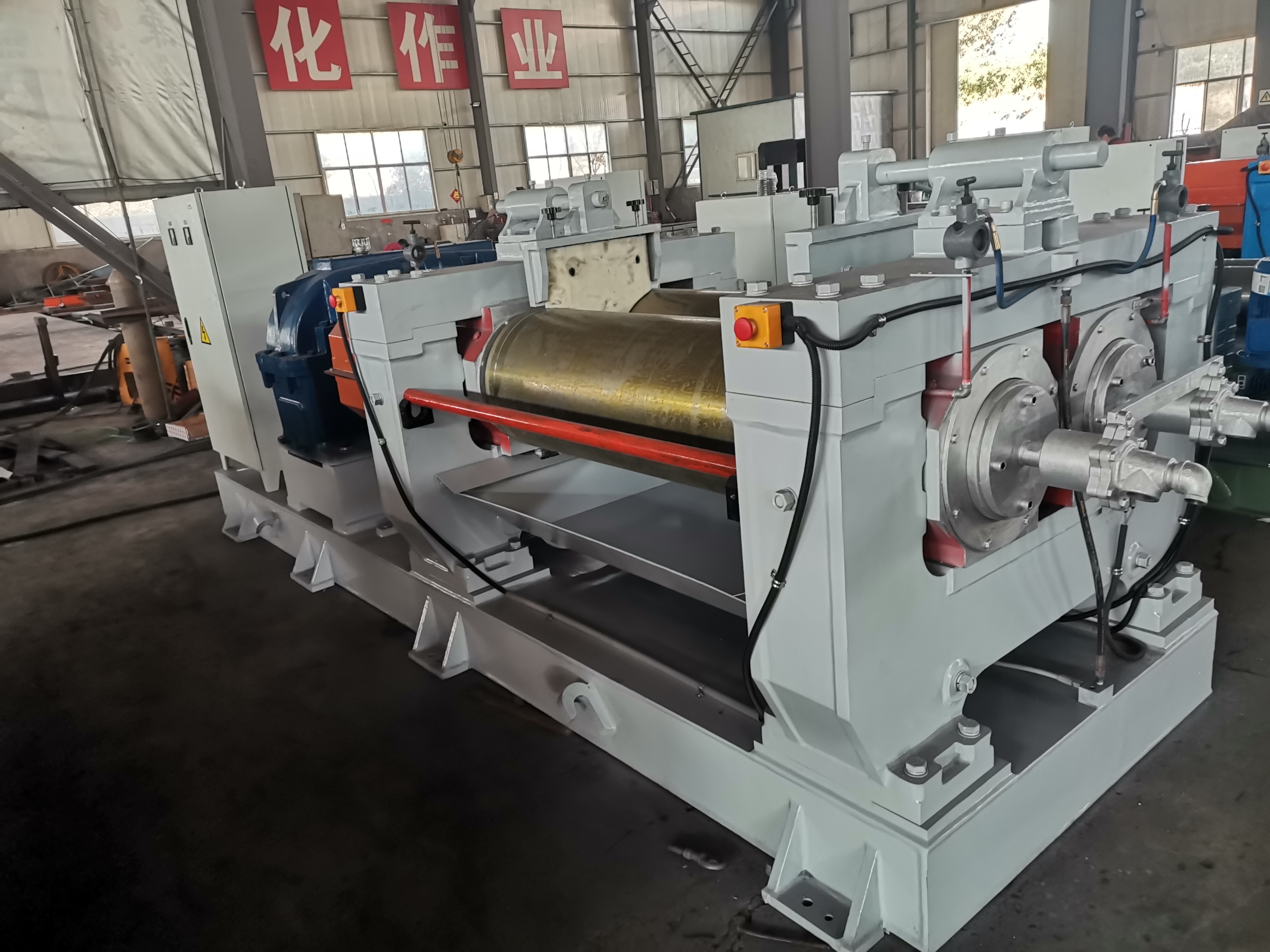 1 1.27 Roll Ratio Rubber Open Mixing Mill for Consistent Rubber Plastic Blending