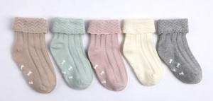 Quality Customed color knitted cute embroidery Kids Cotton Socks wholesale