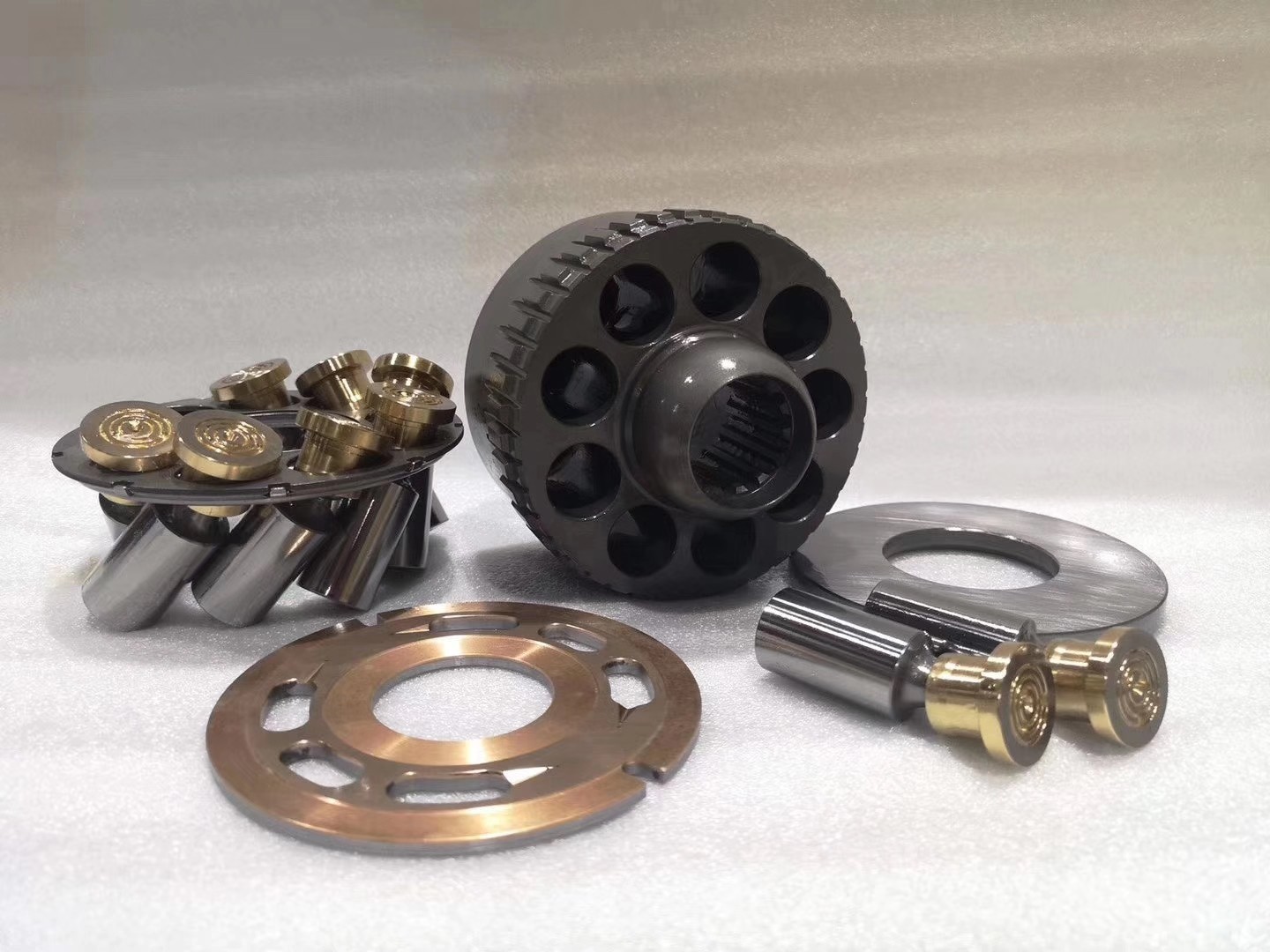 6151-61-1101 PC300-3 Water Pump For Diesel Engine