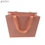 Clothing Packaging Custom Printed Gift Bags , Paper Merchandise Bags