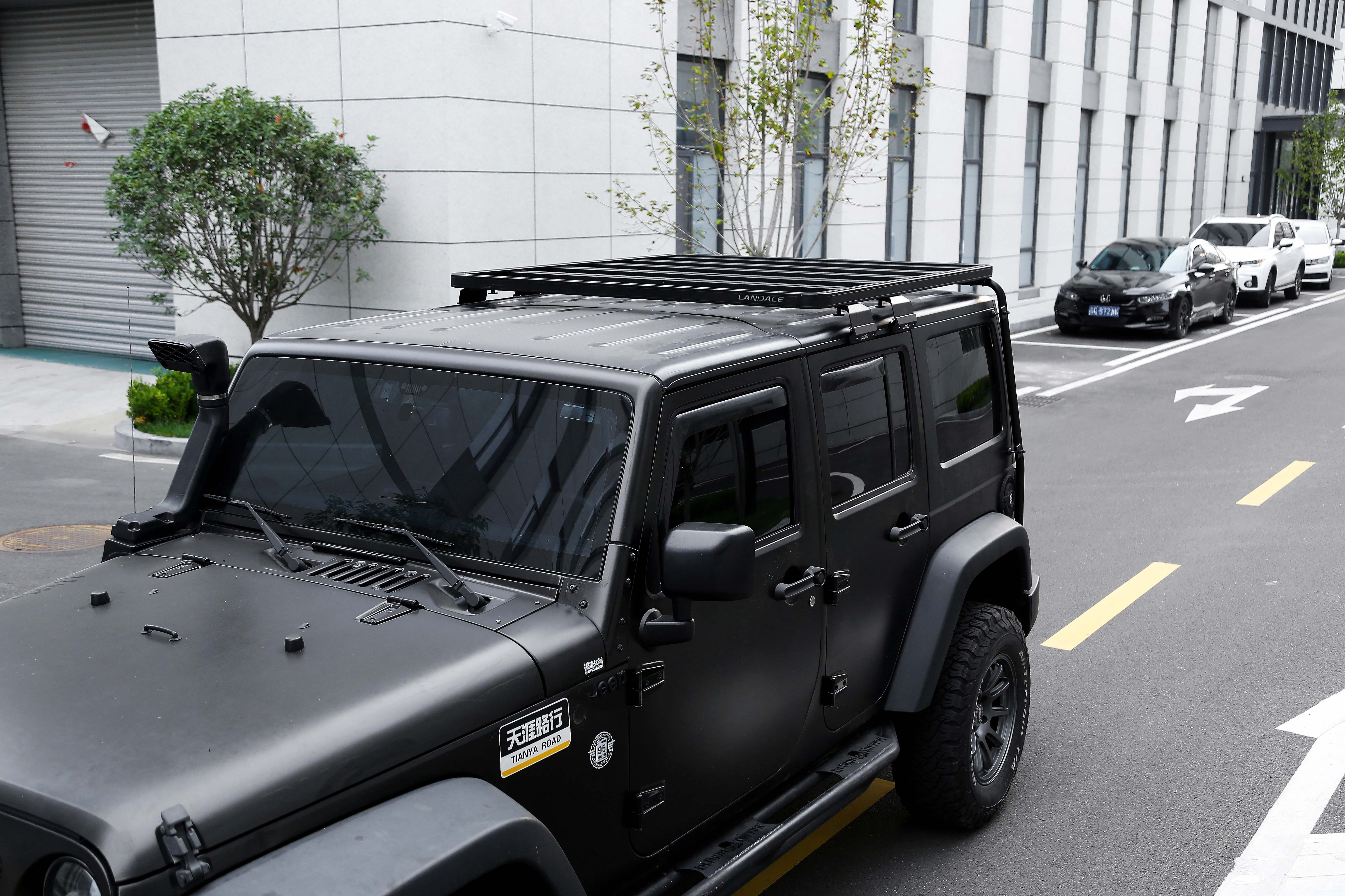 28KG 4X4 Aluminum Alloy Wrangler JK 4 Door Flat Luggage Carrier Car Roof Racks for Jeep