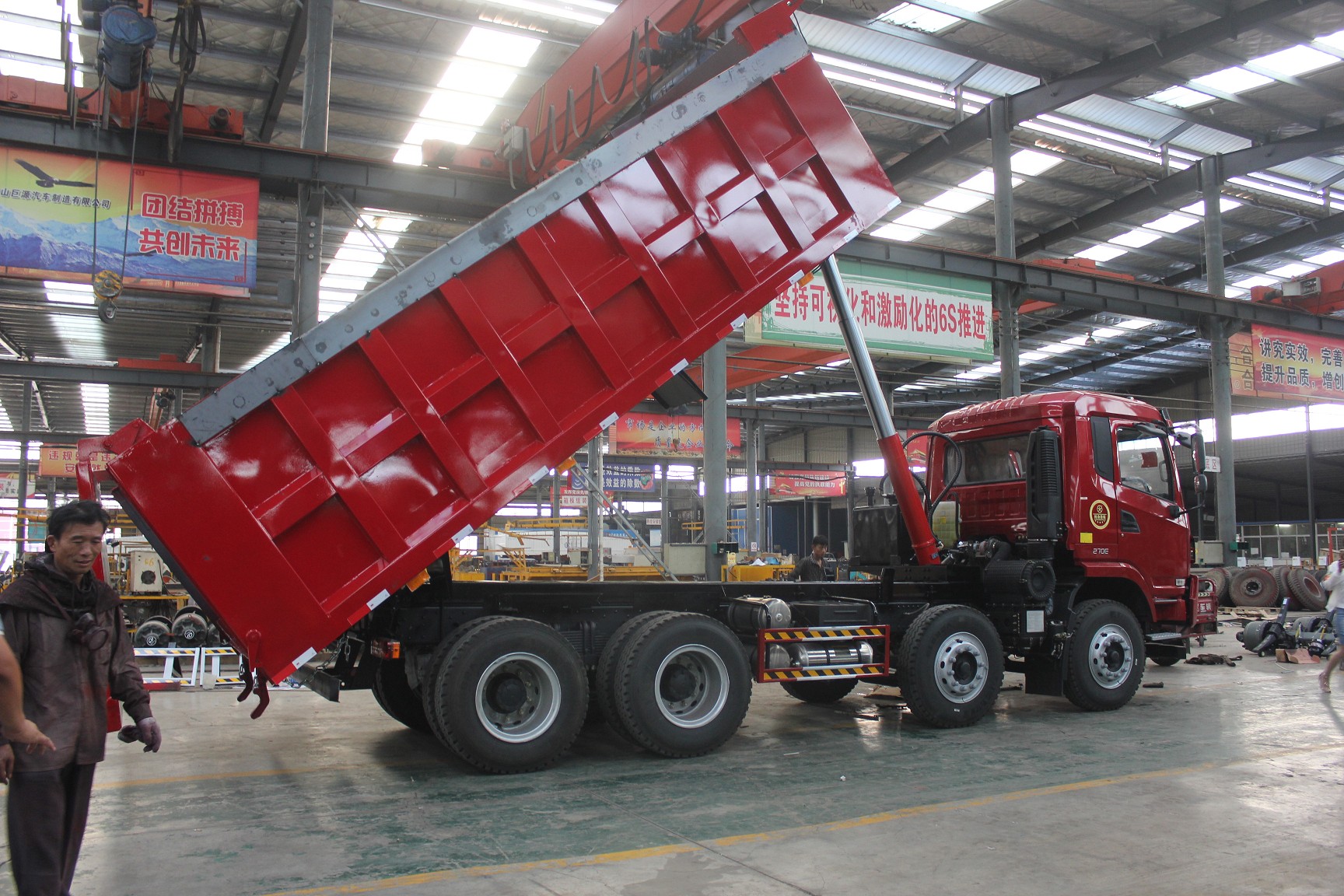Truck Trailer 40 Cubic Meter Dump Tipper Semi Trailer with JOST or Yahua Landing Gear
