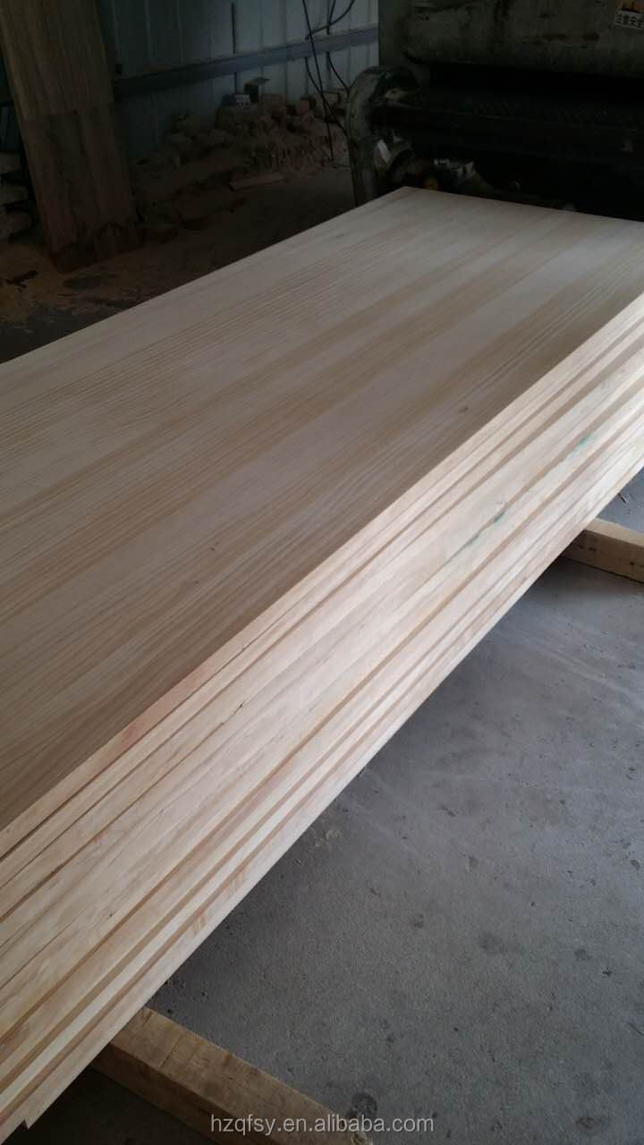 Customizable Solid Pine Wood Board with Moisture Content 8-12% and Natural Texture