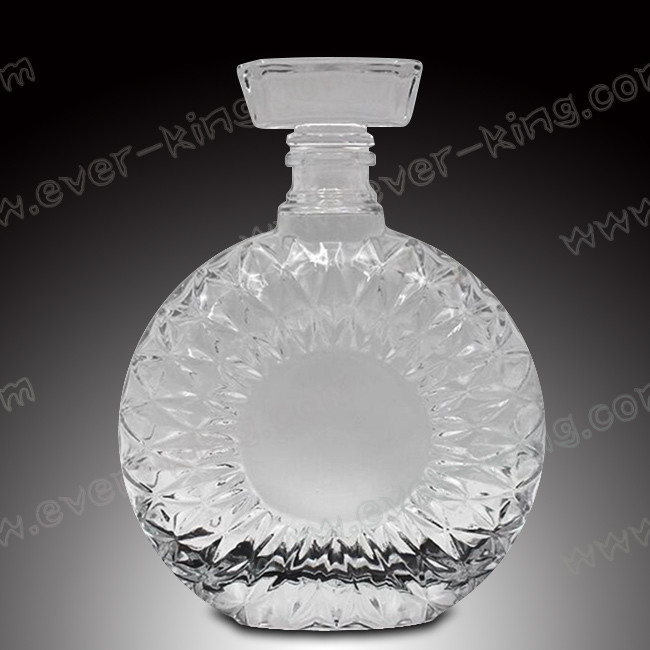 Plastic Cap Transparent 750ml Alcohol Bottle For Spirit