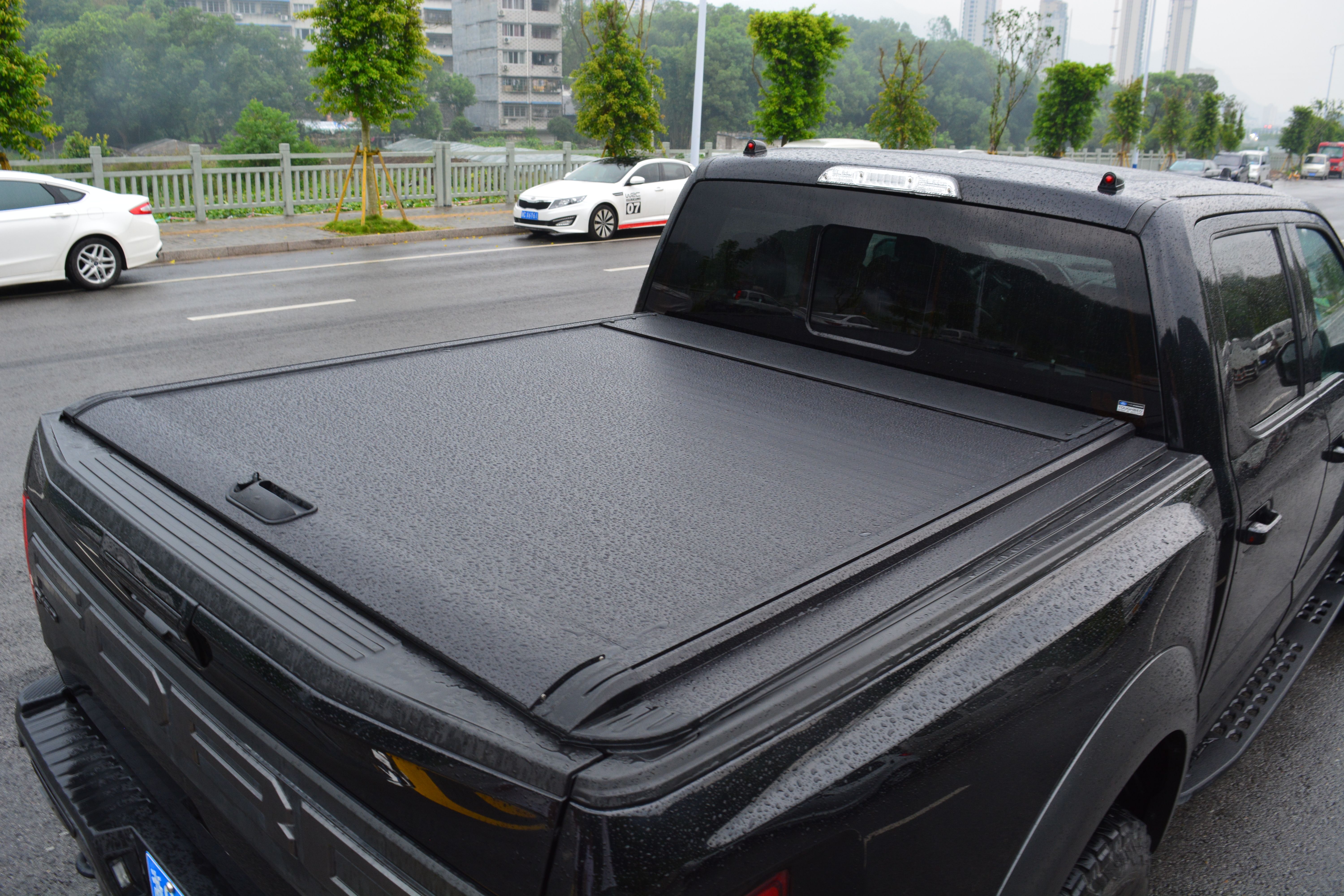 Hard Type Canopy Roller Shutter for Mitsubishi Triton Locking Waterproof Retractable