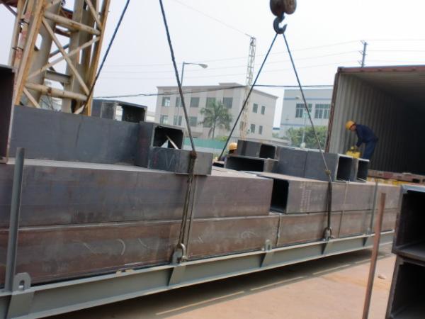 Heavy Steel Building Frames Painting Boxed Columns For Chile Factory