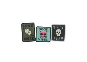 Quality Cartoon Embroidered Logo Patches , Colorful Fashion Embroidered Patches wholesale