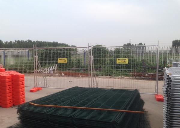 Light Duty Temporary Fencing panels for sale 14 microns zinc layer ,clamp .foot