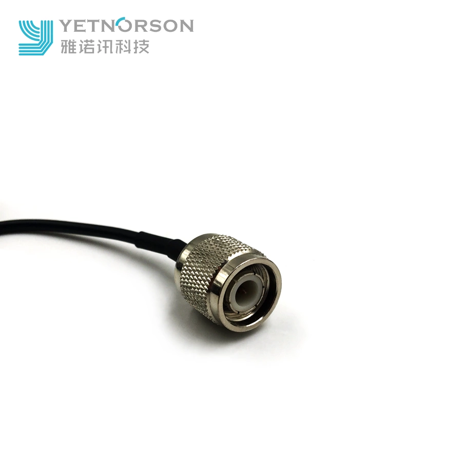 Vertical Polarization 11dBi LPDA 4G LTE Antenna Screw Mount for Car Communication