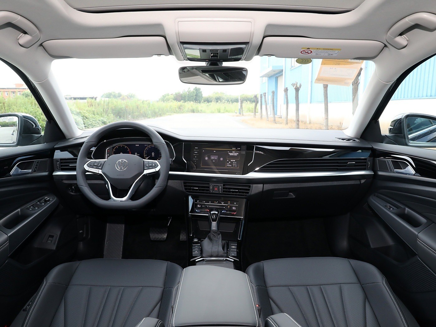Vw Passat Car 2.0T FWD Medium Sized Sedan Volkswagens Petrol Vehicle