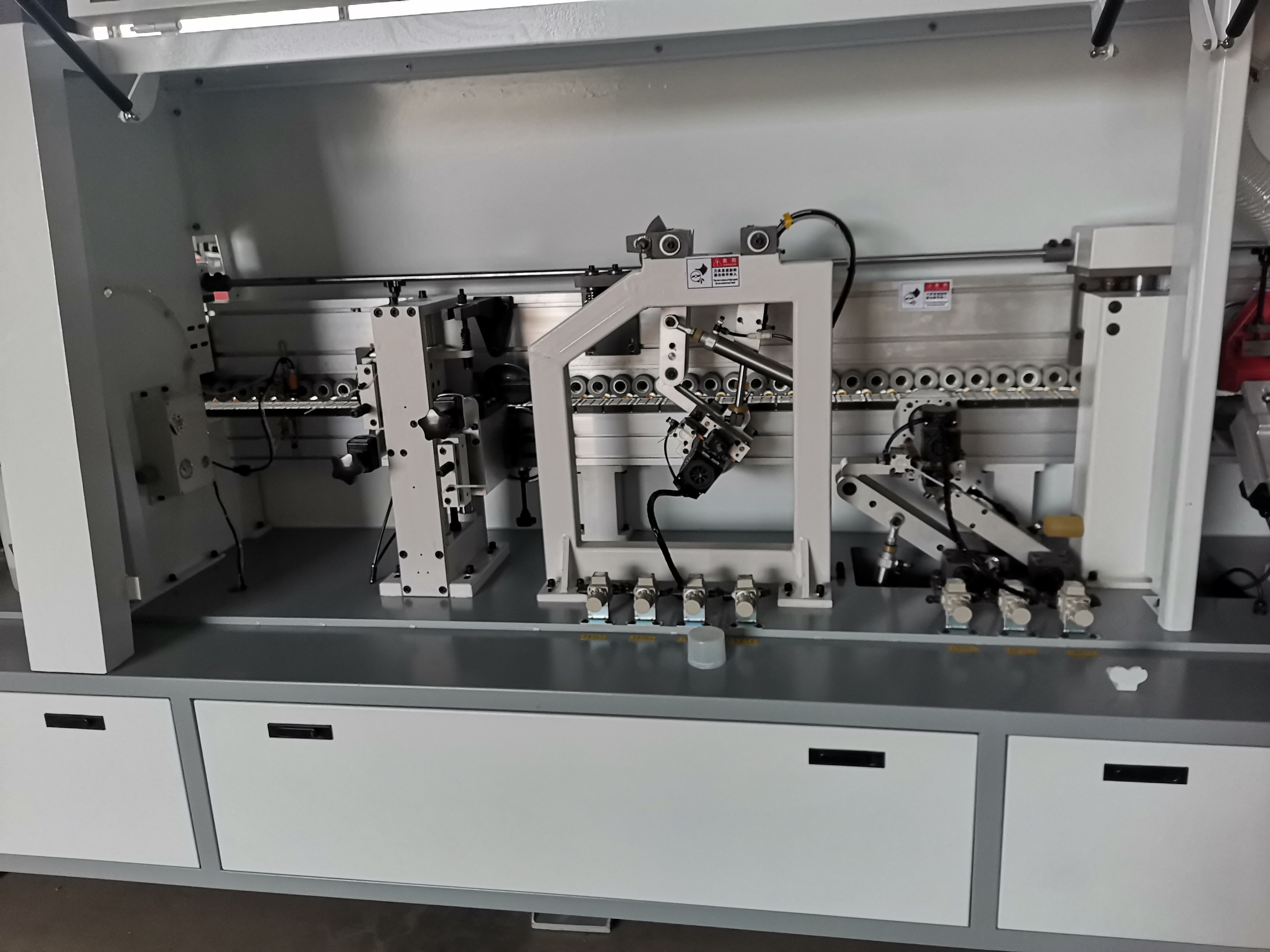 KC4108-2 Wood door edge banding machine with PUR glue