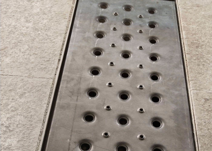 Antiskid Perforated Channel Fisheye Hole Chequered Plate